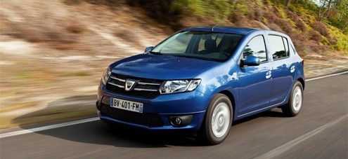 Бюджетный автомобиль Renault Sandero 2013